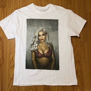 Kylie Jenner T-shirt